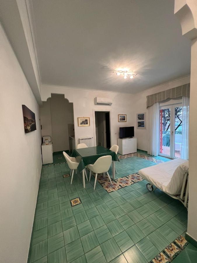 Sorrento Home E Flat Park And Pool Екстер'єр фото
